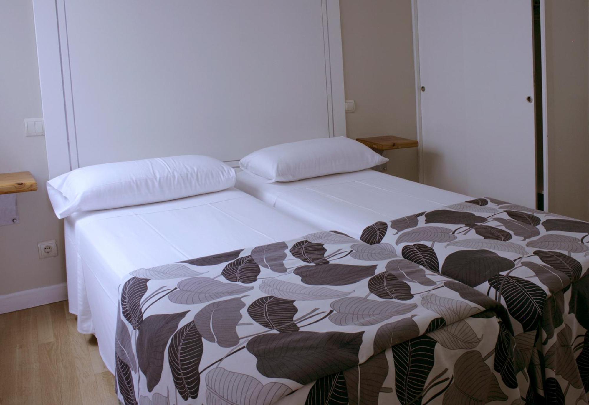Apartamentos Mayor Centro マドリード エクステリア 写真