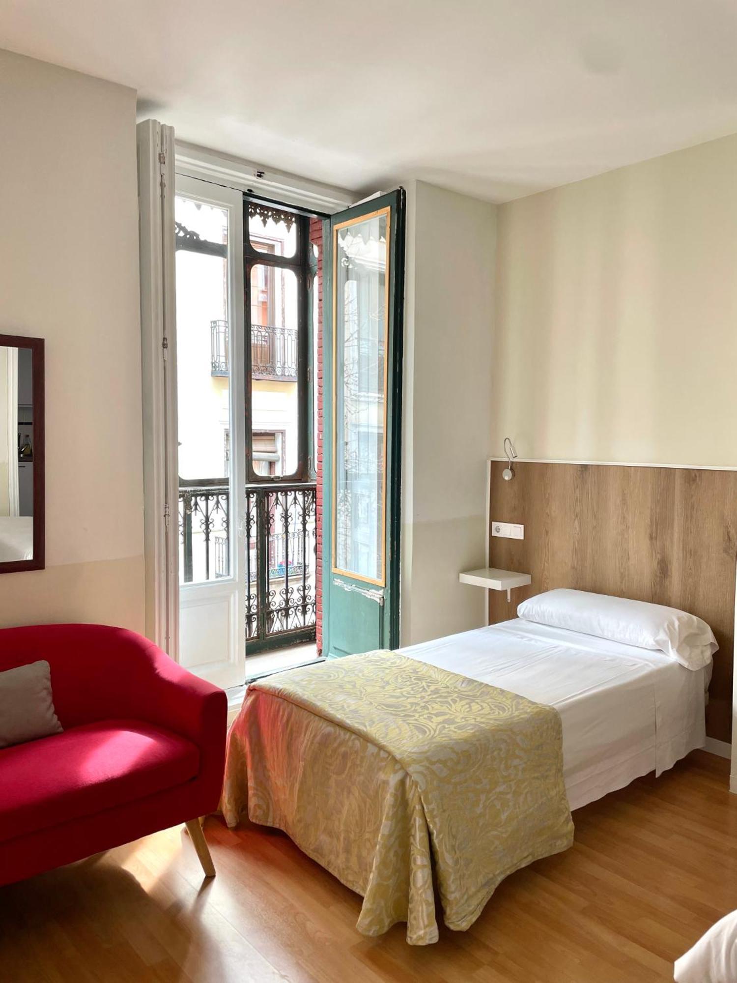 Apartamentos Mayor Centro マドリード エクステリア 写真