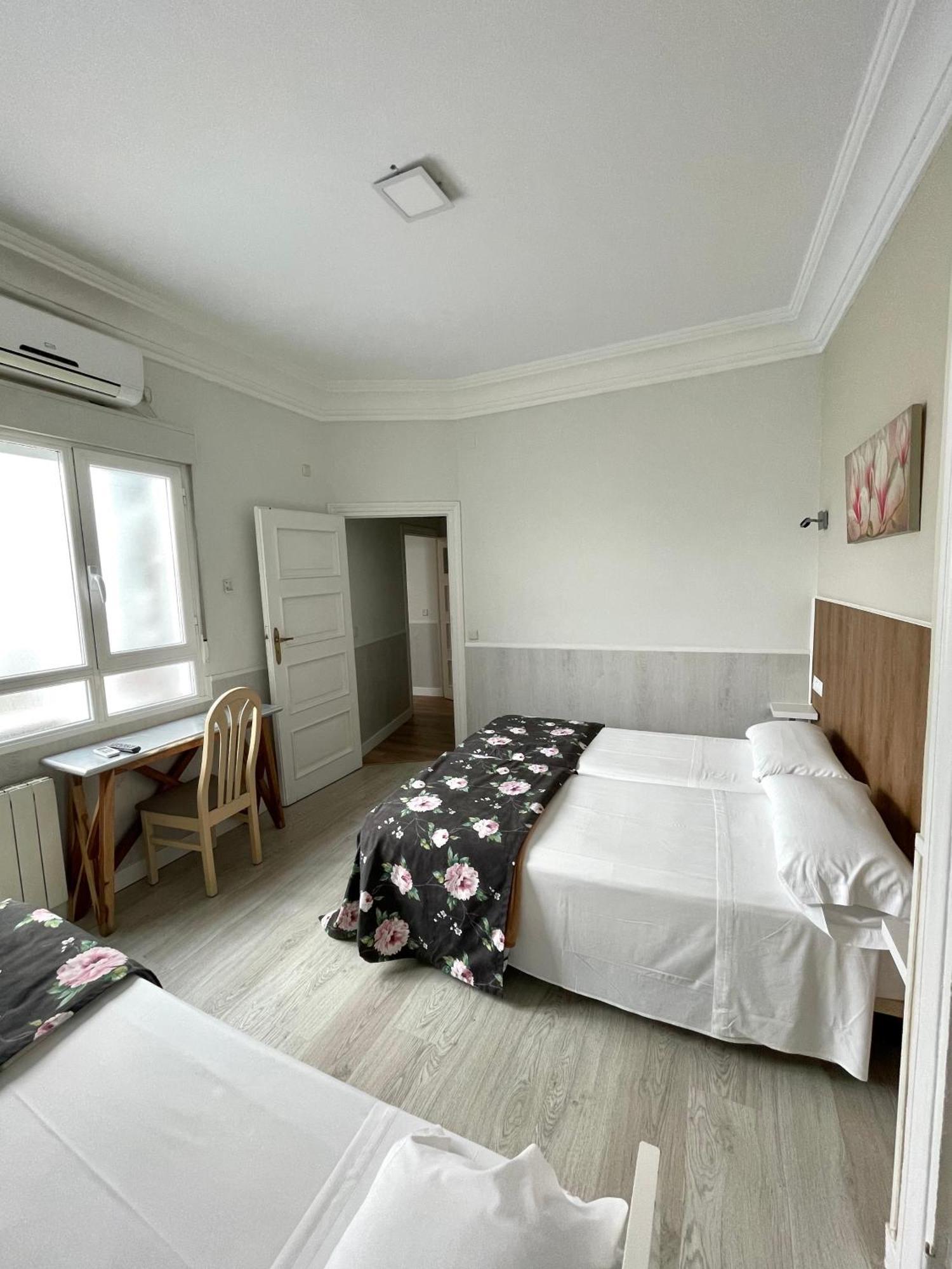 Apartamentos Mayor Centro マドリード エクステリア 写真