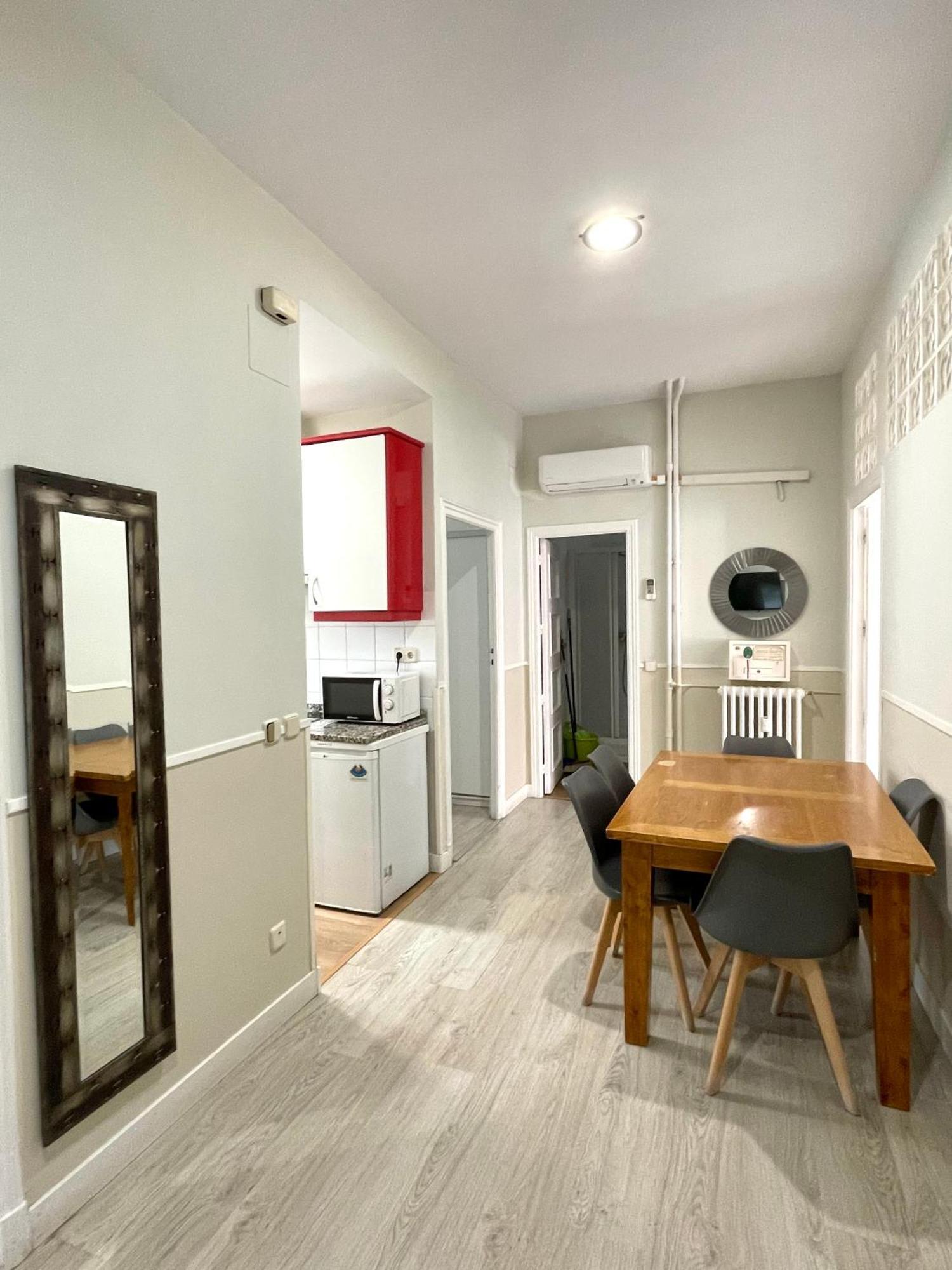 Apartamentos Mayor Centro マドリード エクステリア 写真