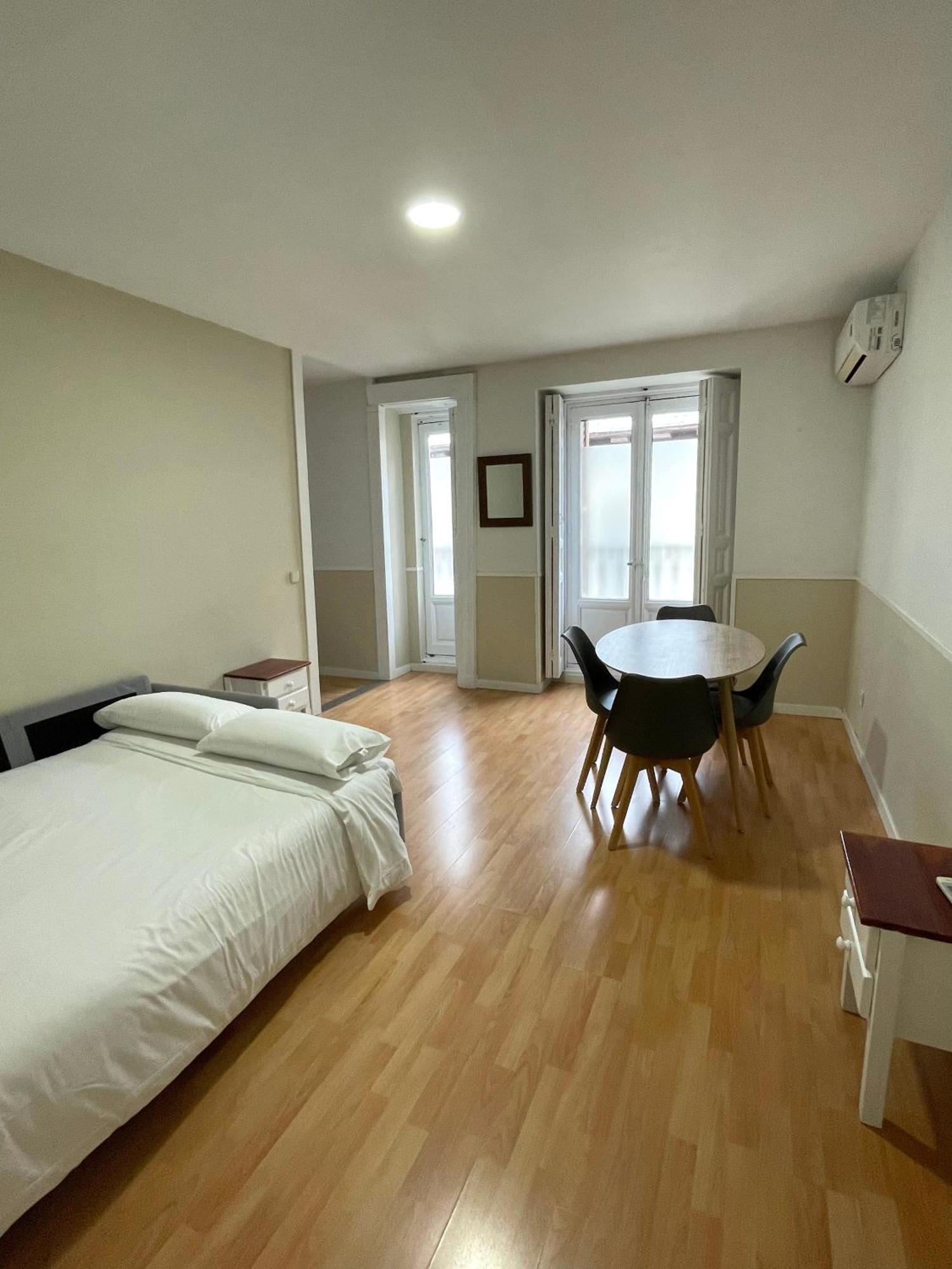 Apartamentos Mayor Centro マドリード エクステリア 写真
