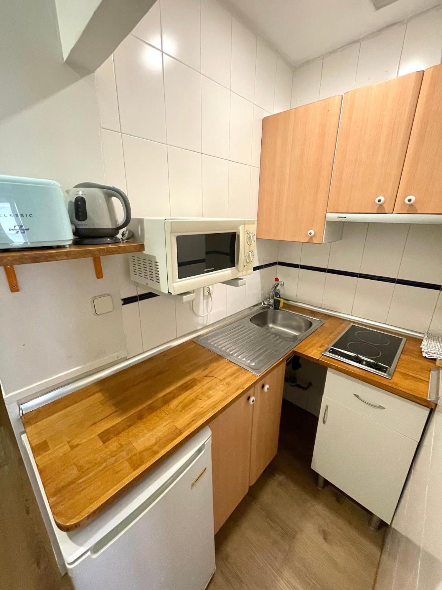 Apartamentos Mayor Centro マドリード エクステリア 写真