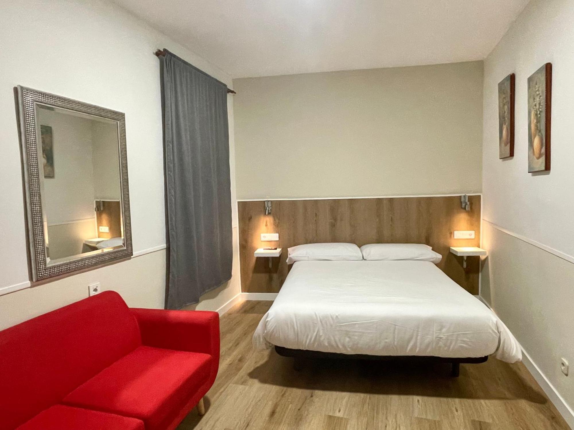 Apartamentos Mayor Centro マドリード エクステリア 写真
