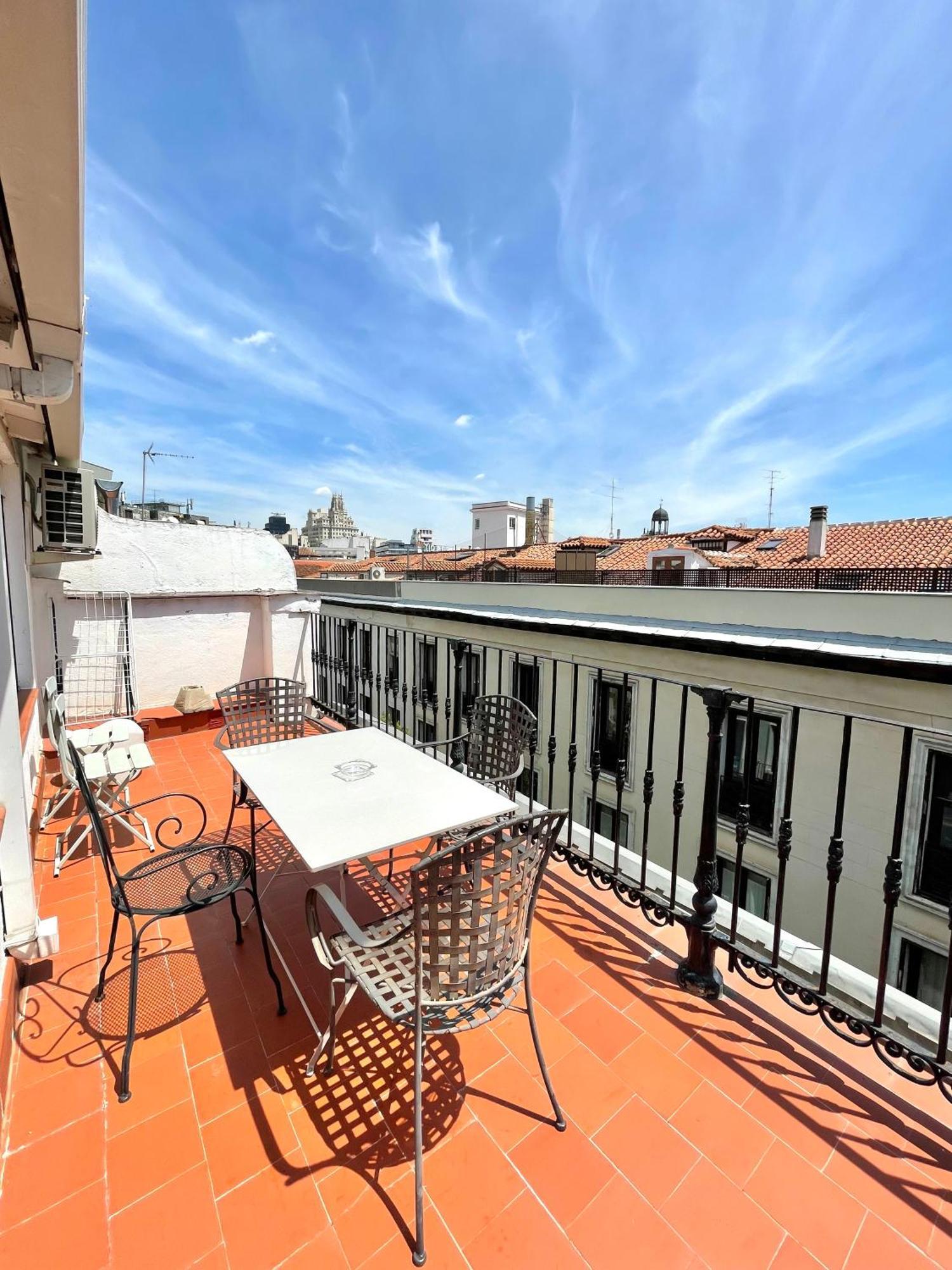 Apartamentos Mayor Centro マドリード エクステリア 写真